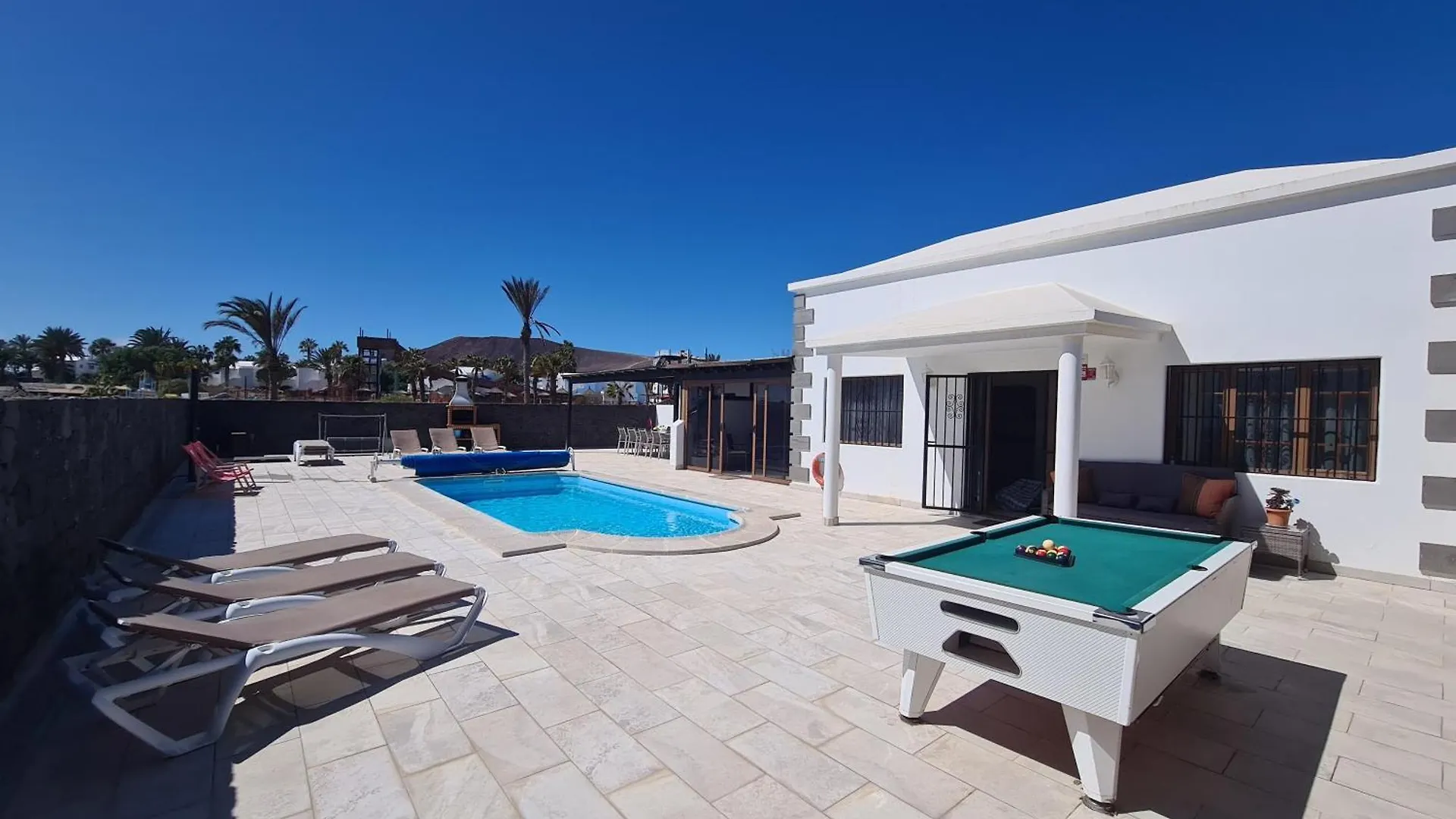 Villa Carla contacts